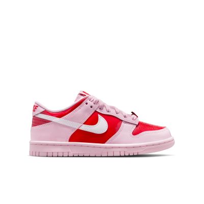 Nike Dunk Low "Valentine's Day" (GS) - Rdeča - Superge Nike Dunk Low "Valentine's Day" (GS) - Rdeča - Superge